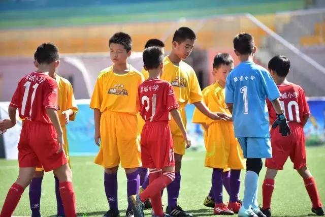 皇马已搞定利物浦后卫阿诺德 下一目标拜仁阿方索